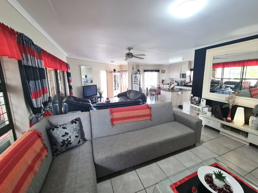 3 Bedroom Property for Sale in Noorsekloof Eastern Cape